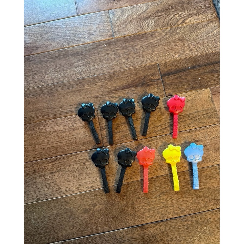 Monster High Lot of 10 Brushes Black Yellow Red Blue